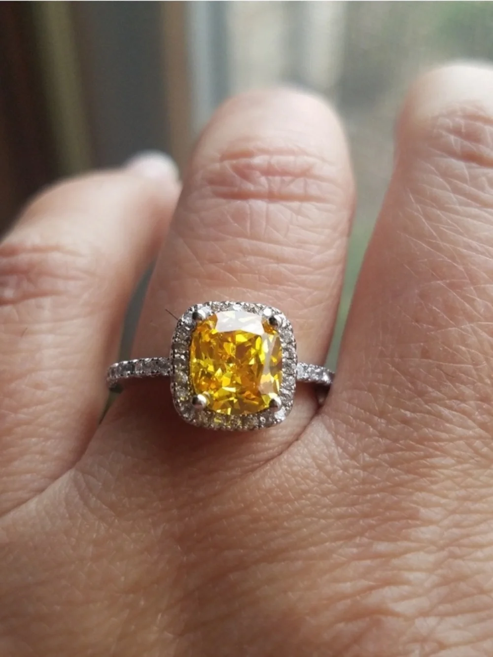 Swarovski Elements 925 Sterling Silver Solitaire Halo Yellow Citrine Ring NEW